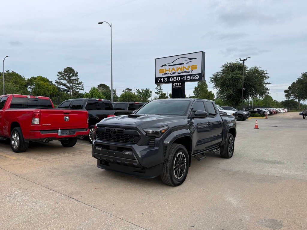 Toyota Tacoma Vehicle Full-screen Gallery Image 41