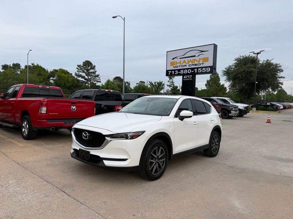 Mazda CX-5 Vehicle Full-screen Gallery Image 03