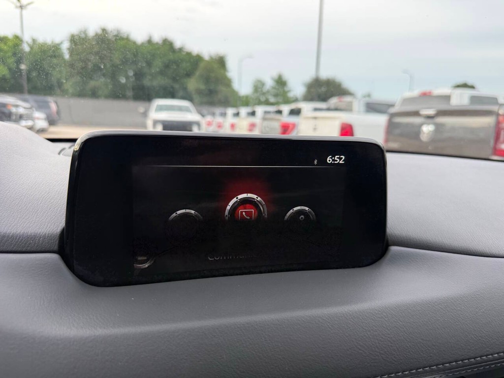 Mazda CX-5 Vehicle Full-screen Gallery Image 29