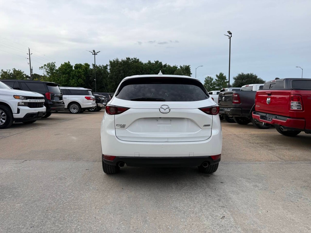 Mazda CX-5 Vehicle Full-screen Gallery Image 39