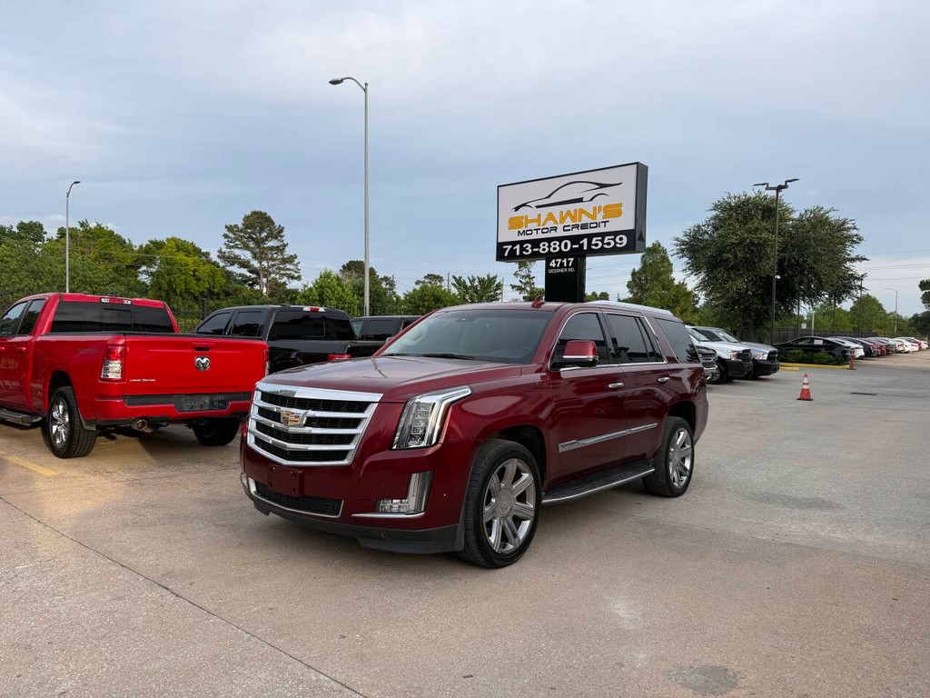 Cadillac Escalade Vehicle Full-screen Gallery Image 03