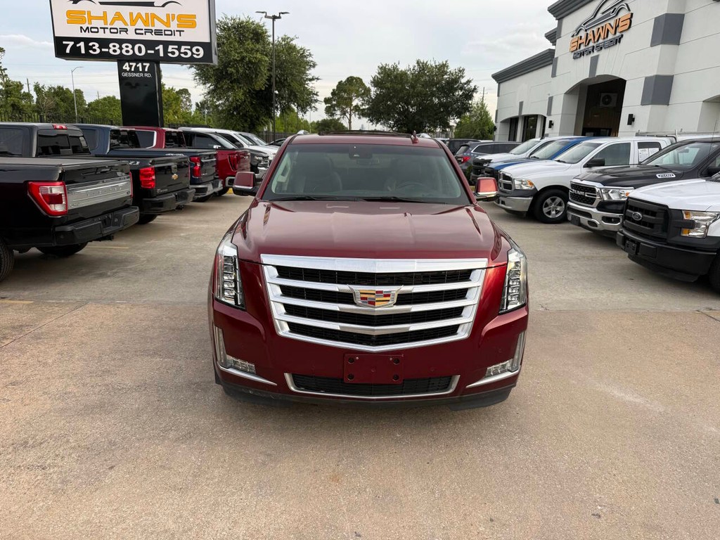 Cadillac Escalade Vehicle Full-screen Gallery Image 42