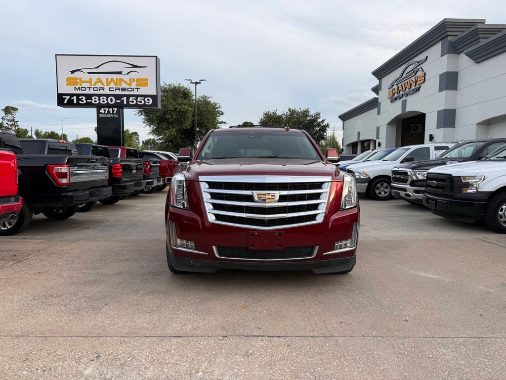 Cadillac Escalade Vehicle Full-screen Gallery Image 43