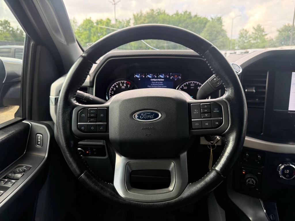 Ford F-150 Vehicle Full-screen Gallery Image 22