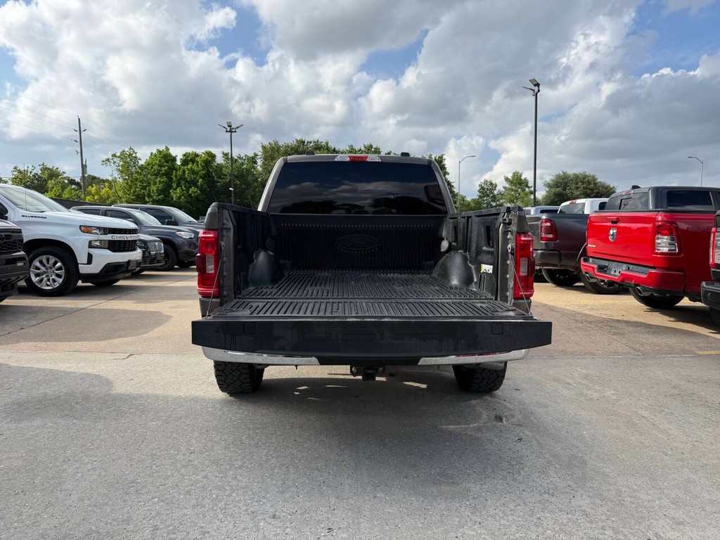 Ford F-150 Vehicle Full-screen Gallery Image 38