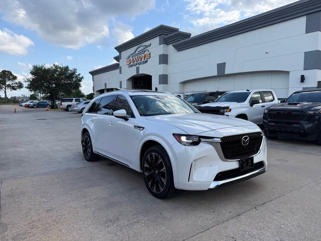 Mazda CX-90 Vehicle Full-screen Gallery Image 45
