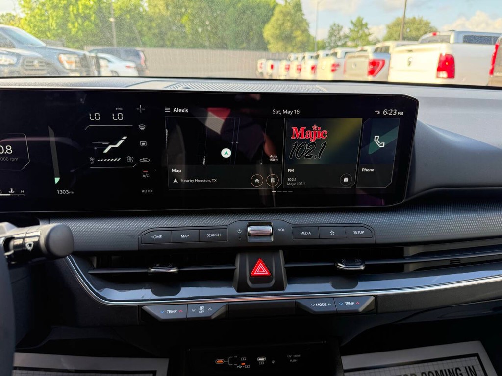 Kia K4 Vehicle Full-screen Gallery Image 24