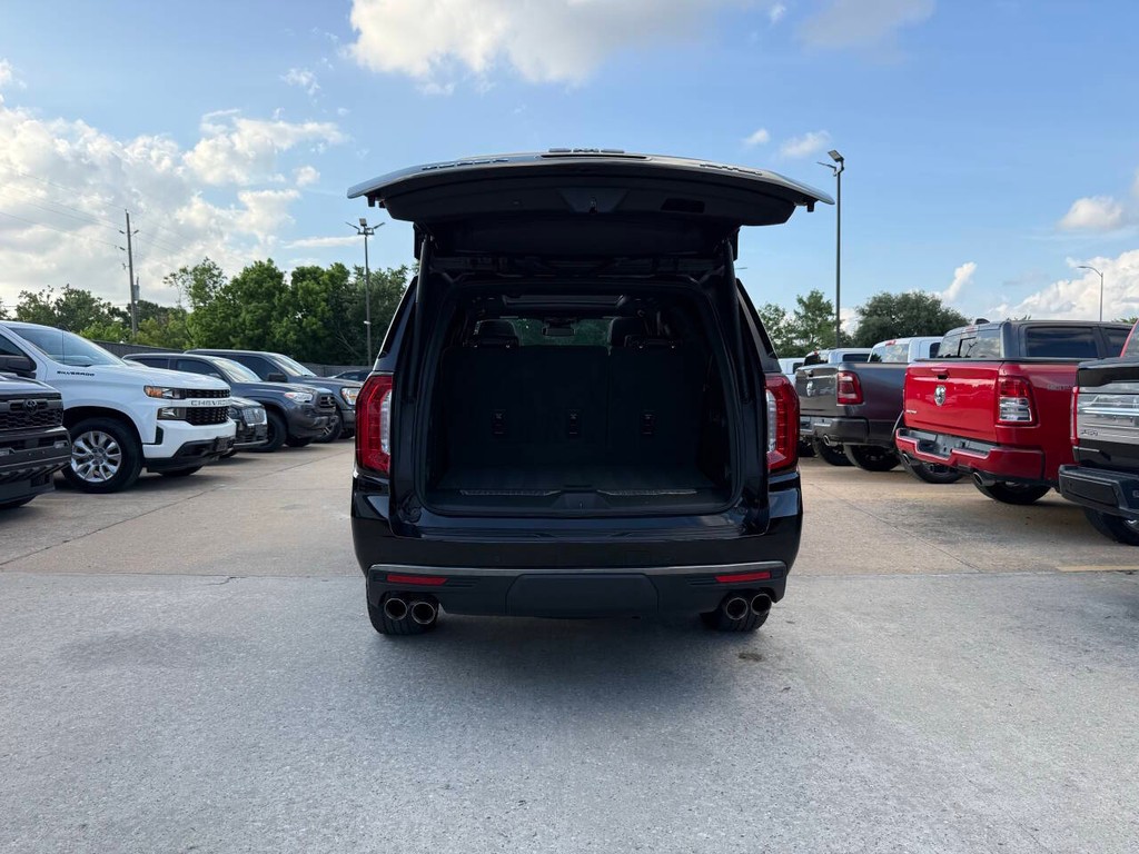 GMC Yukon Vehicle Full-screen Gallery Image 42