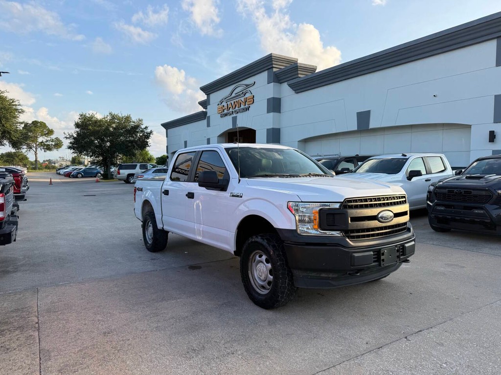 Ford F-150 Vehicle Full-screen Gallery Image 02