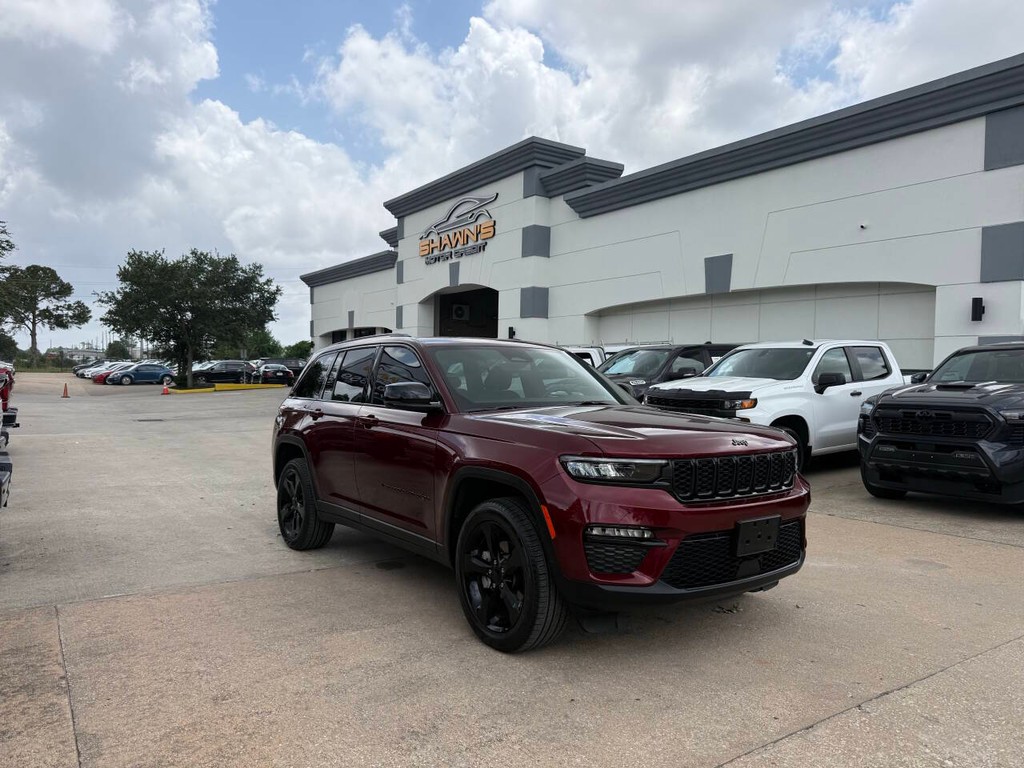 Jeep Grand Cherokee Vehicle Full-screen Gallery Image 02