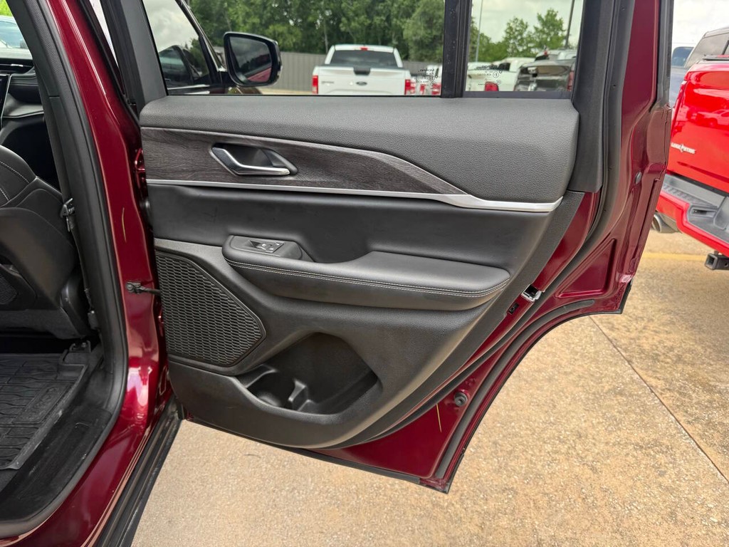 Jeep Grand Cherokee Vehicle Full-screen Gallery Image 16