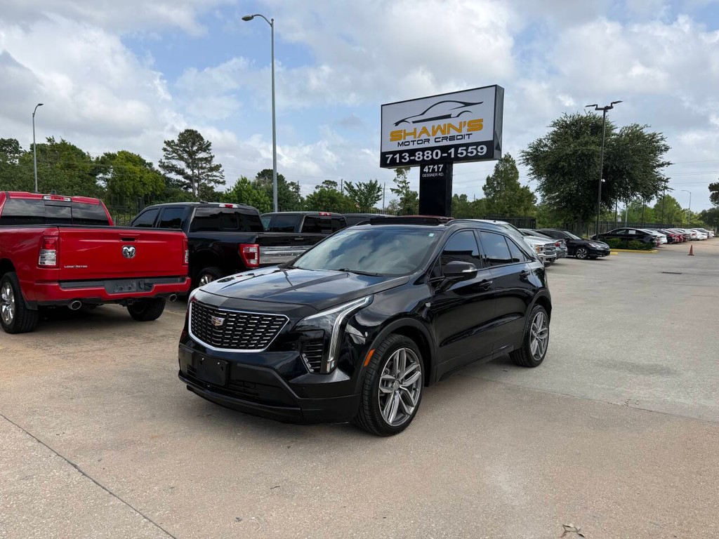 Cadillac XT4 Vehicle Full-screen Gallery Image 03