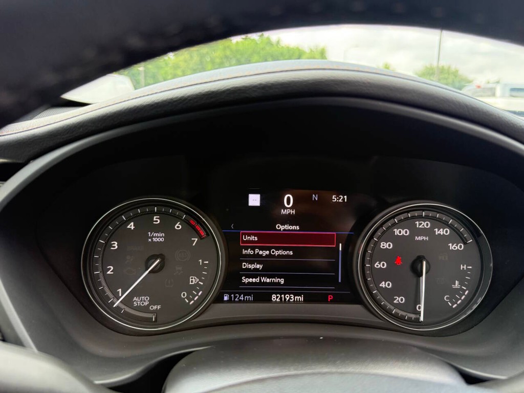 Cadillac XT4 Vehicle Full-screen Gallery Image 32