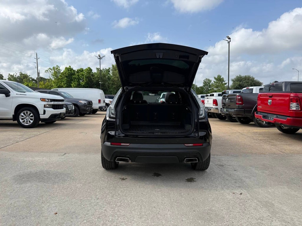 Cadillac XT4 Vehicle Full-screen Gallery Image 37