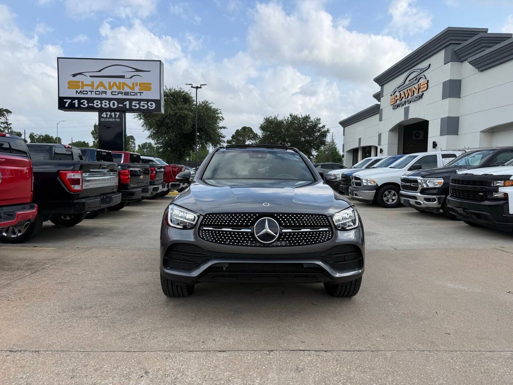 Mercedes-Benz GLC Vehicle Full-screen Gallery Image 41