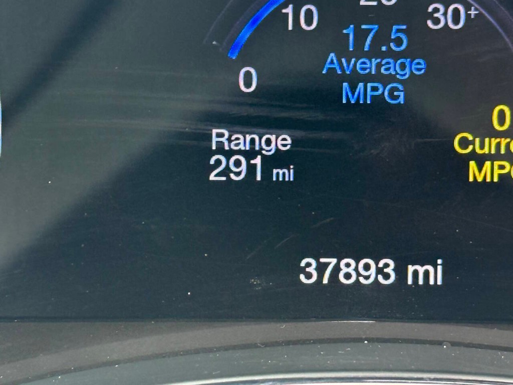 Jeep Grand Cherokee Vehicle Full-screen Gallery Image 33