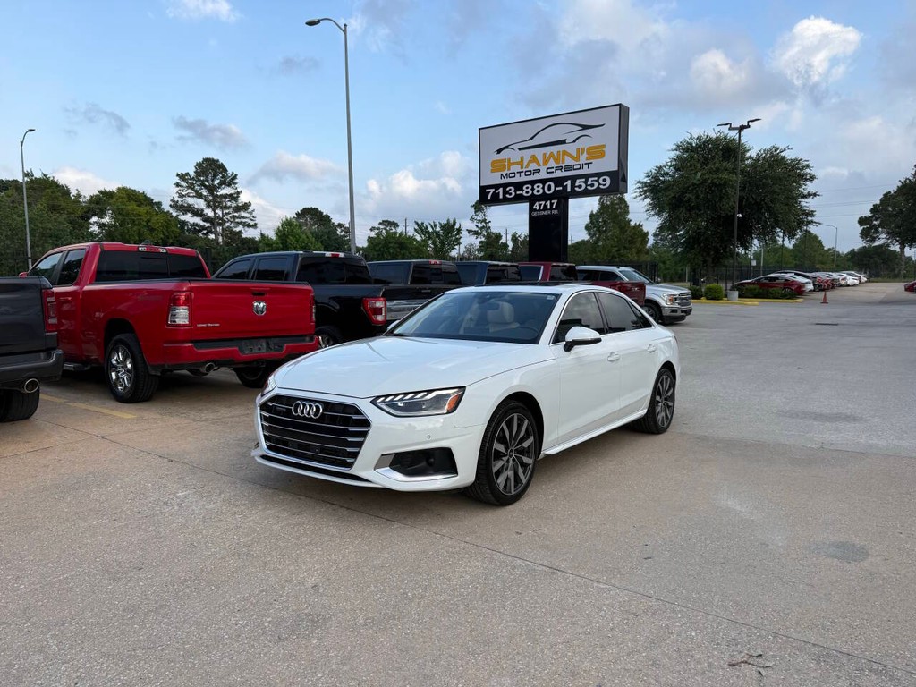 Audi A4 Sedan Vehicle Full-screen Gallery Image 03