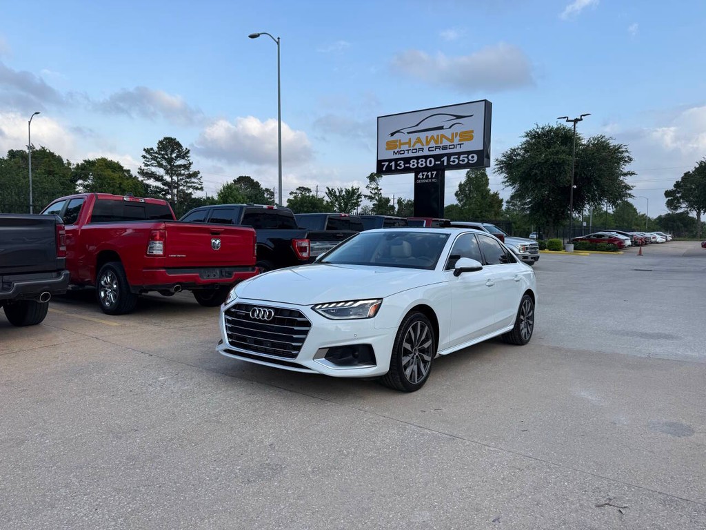 Audi A4 Sedan Vehicle Full-screen Gallery Image 39