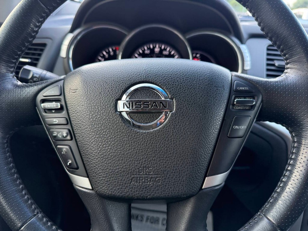 Nissan Murano Vehicle Full-screen Gallery Image 23