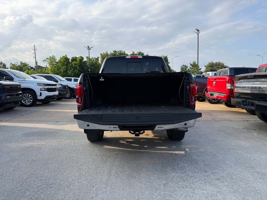 Ford F-150 Vehicle Full-screen Gallery Image 40