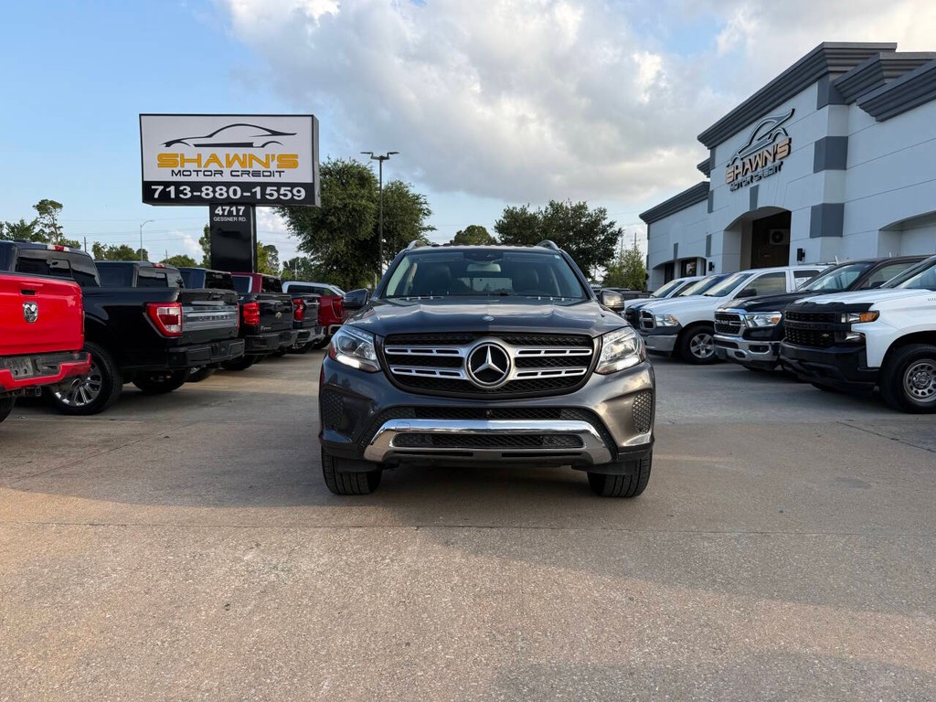 Mercedes-Benz GLS Vehicle Full-screen Gallery Image 42
