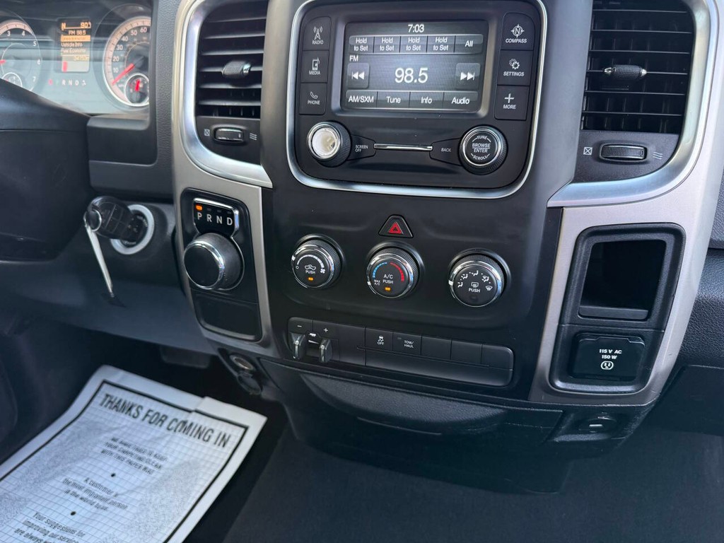 Ram 1500 Vehicle Full-screen Gallery Image 22