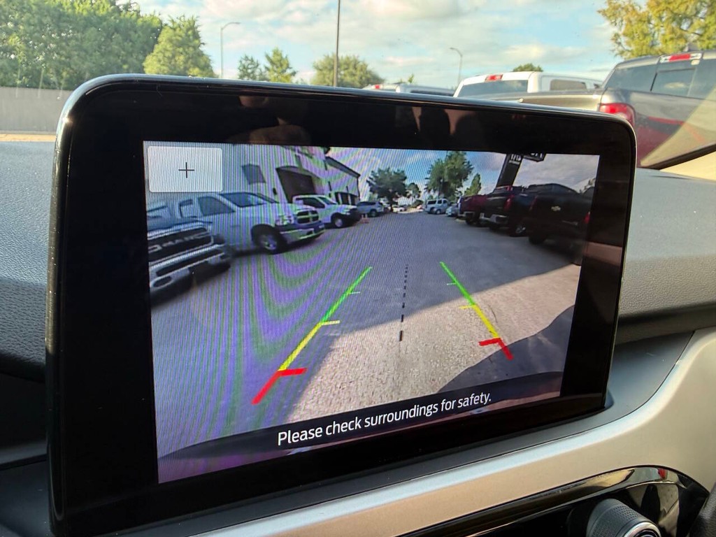 Ford Escape Vehicle Full-screen Gallery Image 26