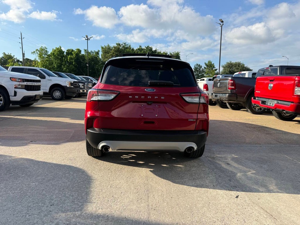Ford Escape Vehicle Full-screen Gallery Image 40