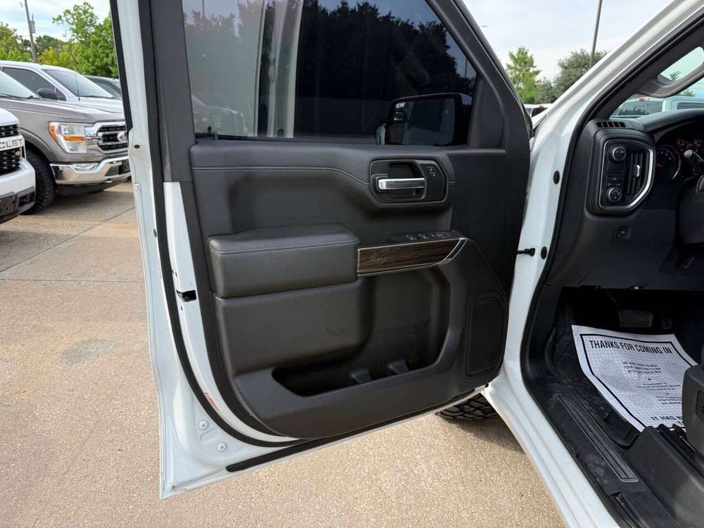 Chevrolet Silverado 1500 Vehicle Full-screen Gallery Image 08