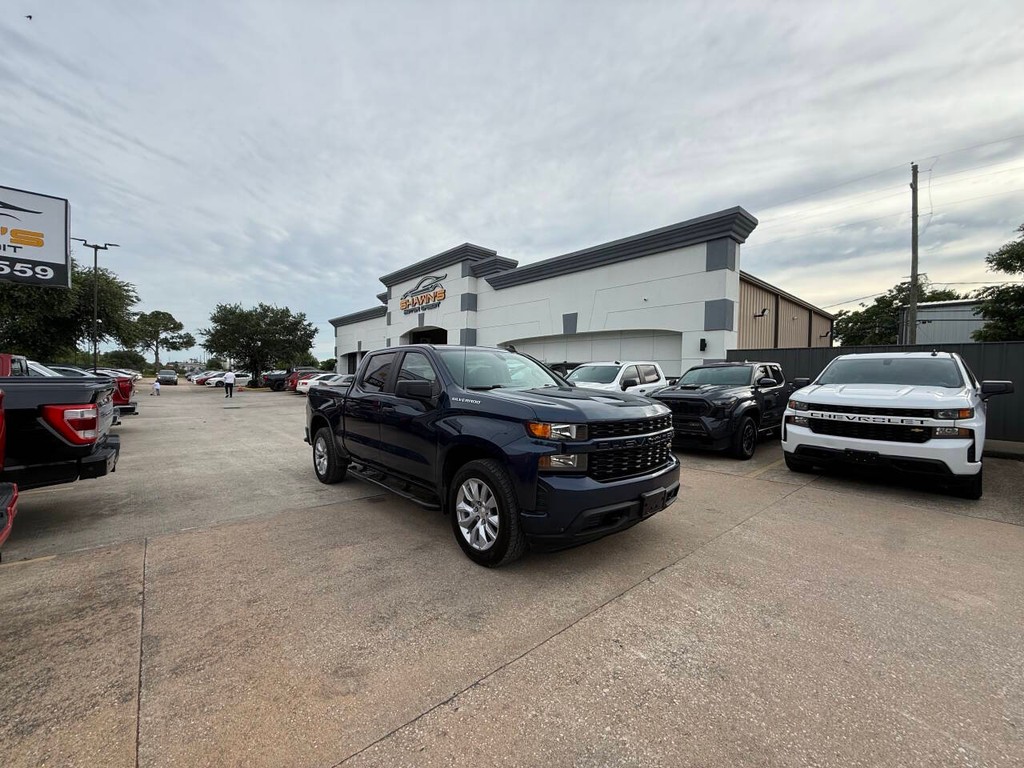Chevrolet Silverado 1500 Vehicle Full-screen Gallery Image 42
