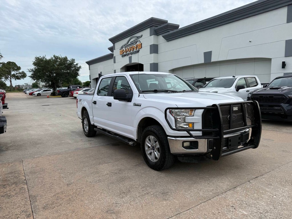 Ford F-150 Vehicle Full-screen Gallery Image 02