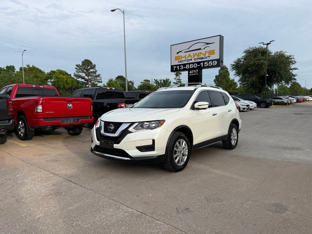 Nissan Rogue Vehicle Full-screen Gallery Image 40