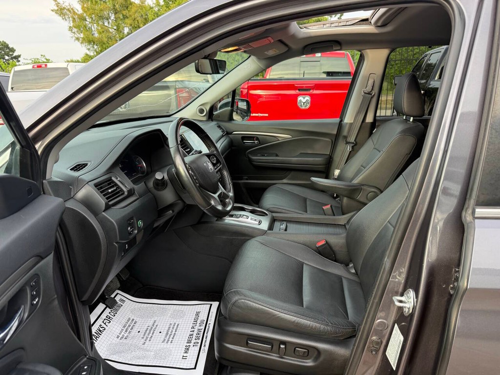 Honda Pilot Vehicle Full-screen Gallery Image 07