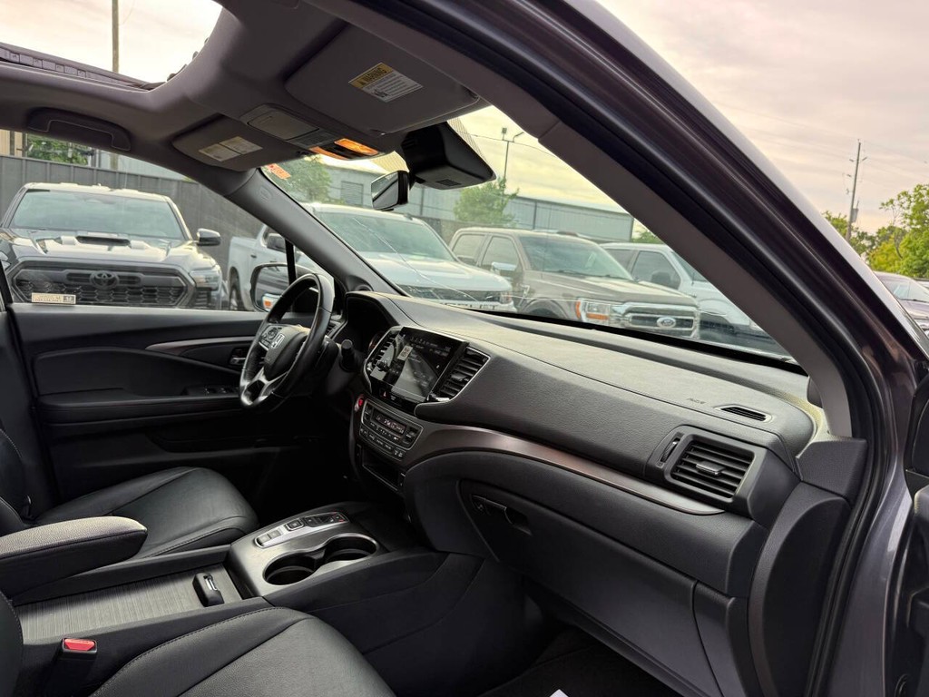 Honda Pilot Vehicle Full-screen Gallery Image 09
