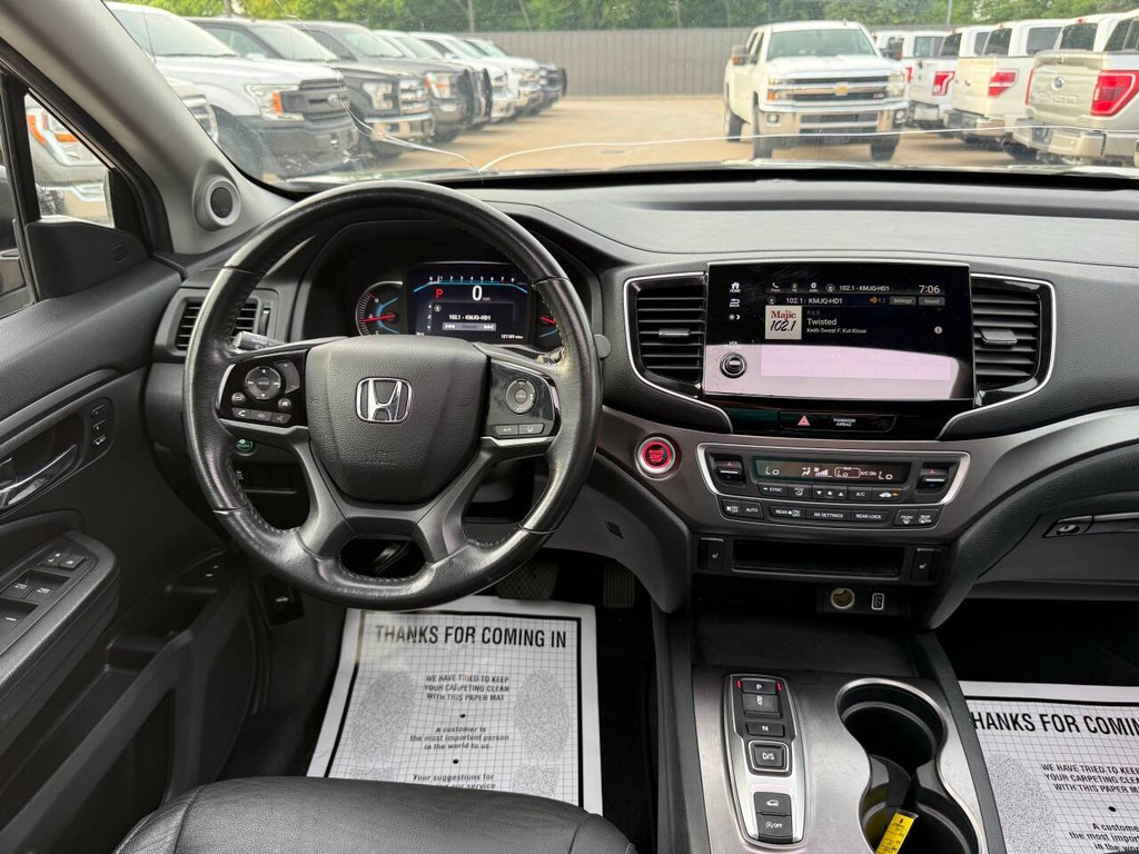 Honda Pilot Vehicle Full-screen Gallery Image 23