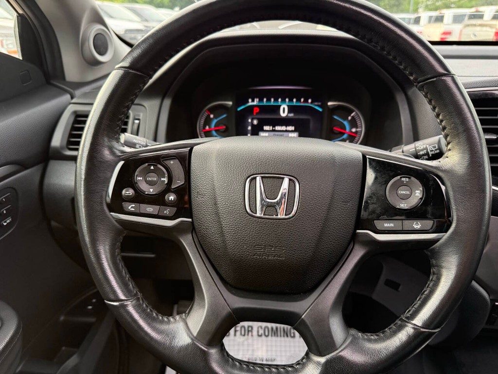 Honda Pilot Vehicle Full-screen Gallery Image 25