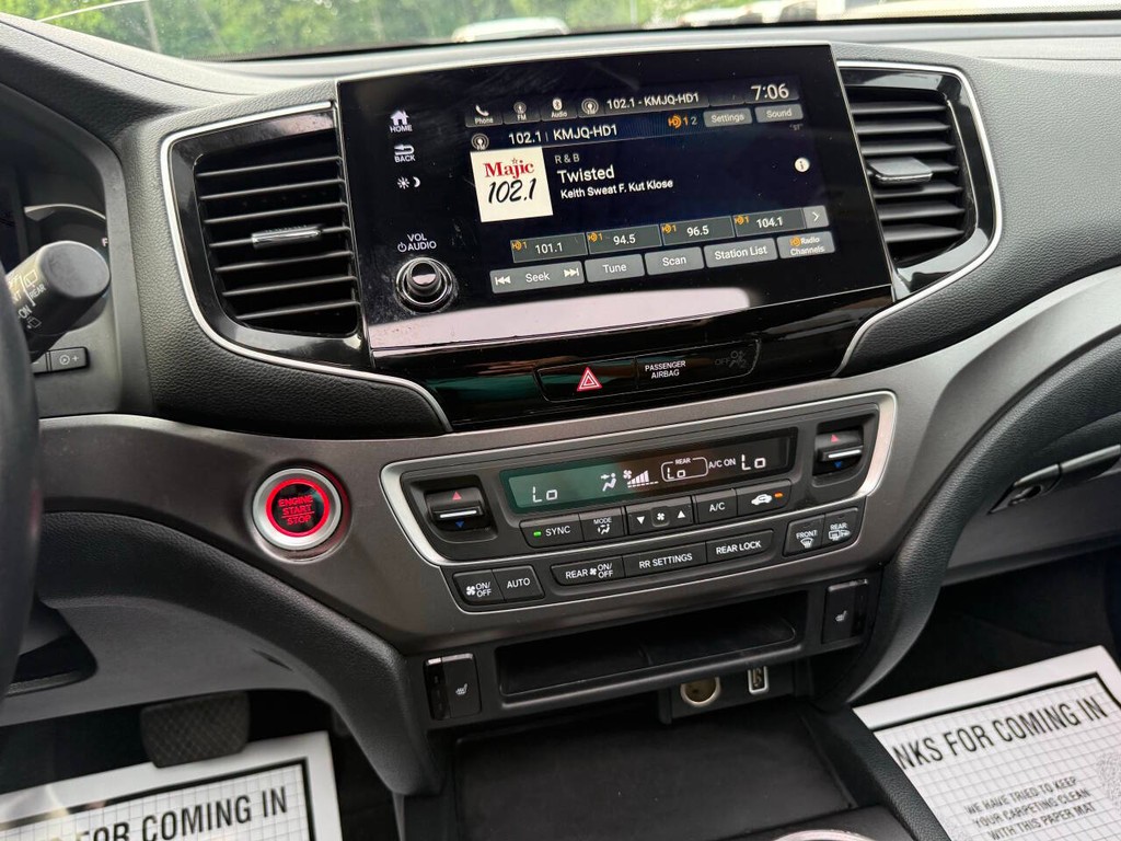 Honda Pilot Vehicle Full-screen Gallery Image 29