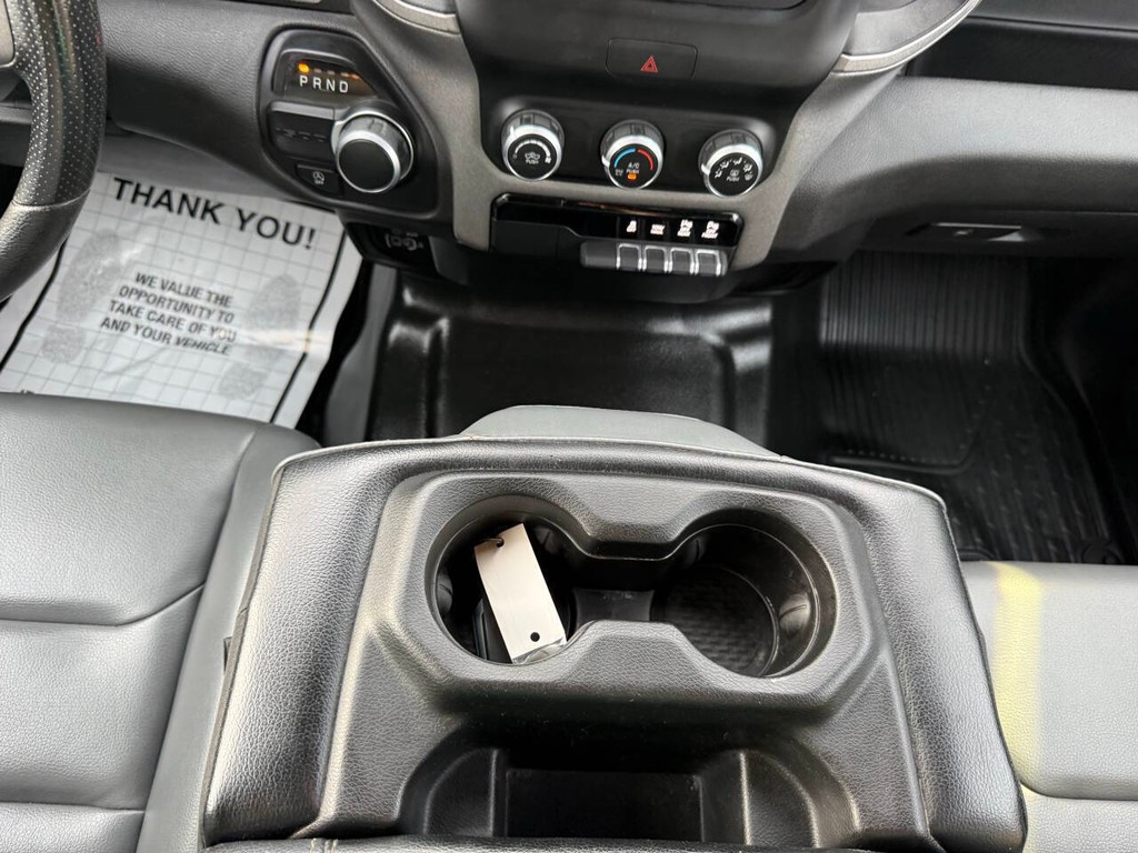 Ram 1500 Vehicle Full-screen Gallery Image 29