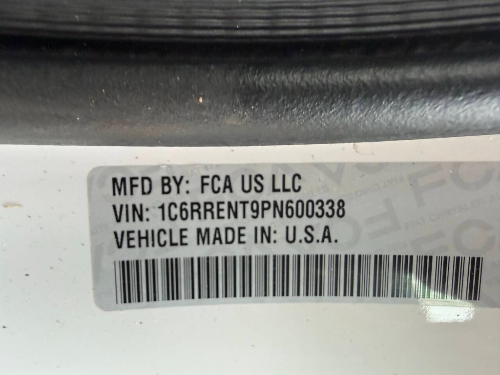 Ram 1500 Vehicle Full-screen Gallery Image 33