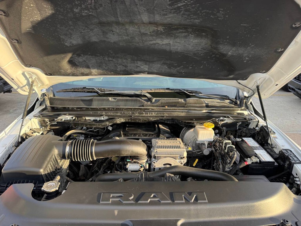 Ram 1500 Vehicle Full-screen Gallery Image 34
