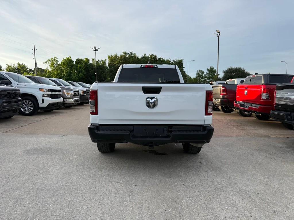 Ram 1500 Vehicle Full-screen Gallery Image 37