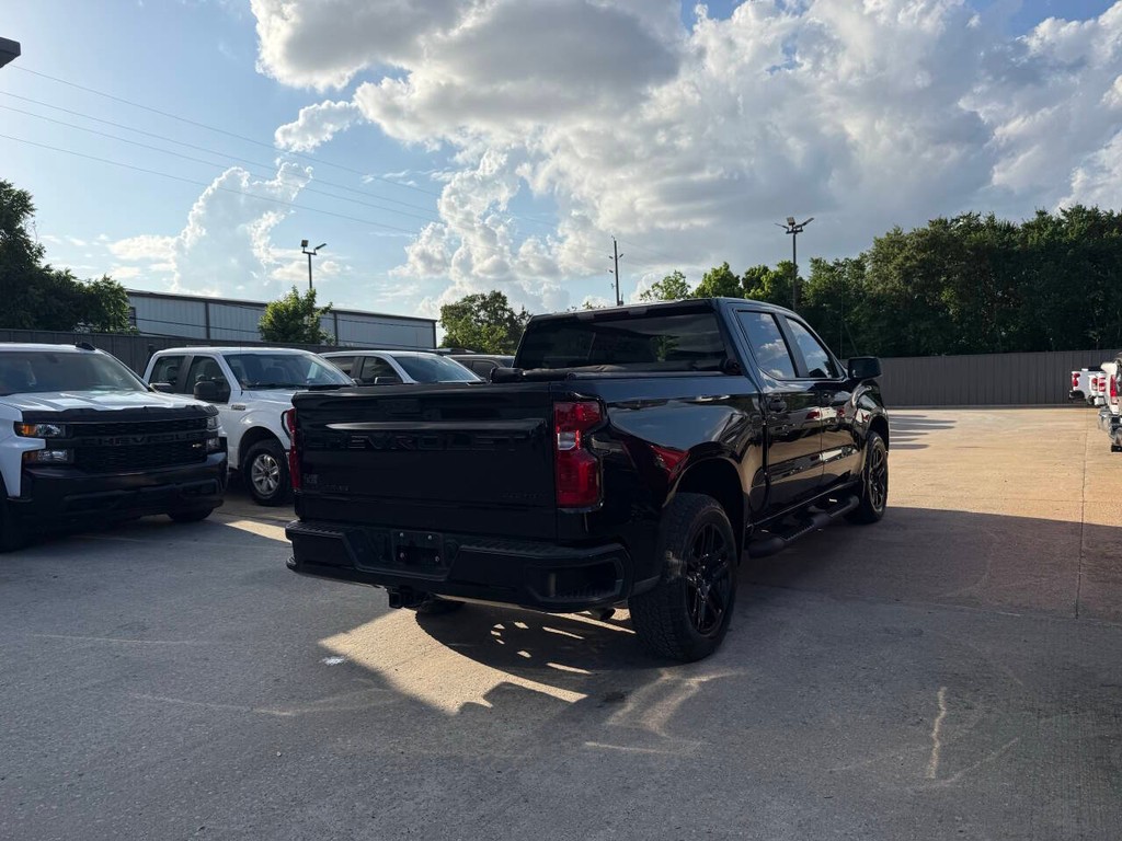 Chevrolet Silverado 1500 Vehicle Full-screen Gallery Image 05