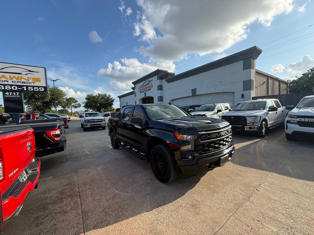 Chevrolet Silverado 1500 Vehicle Full-screen Gallery Image 43