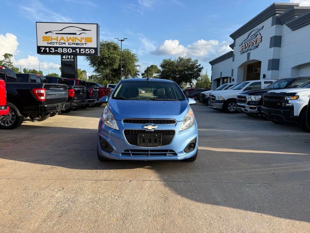 Chevrolet Spark Vehicle Full-screen Gallery Image 39