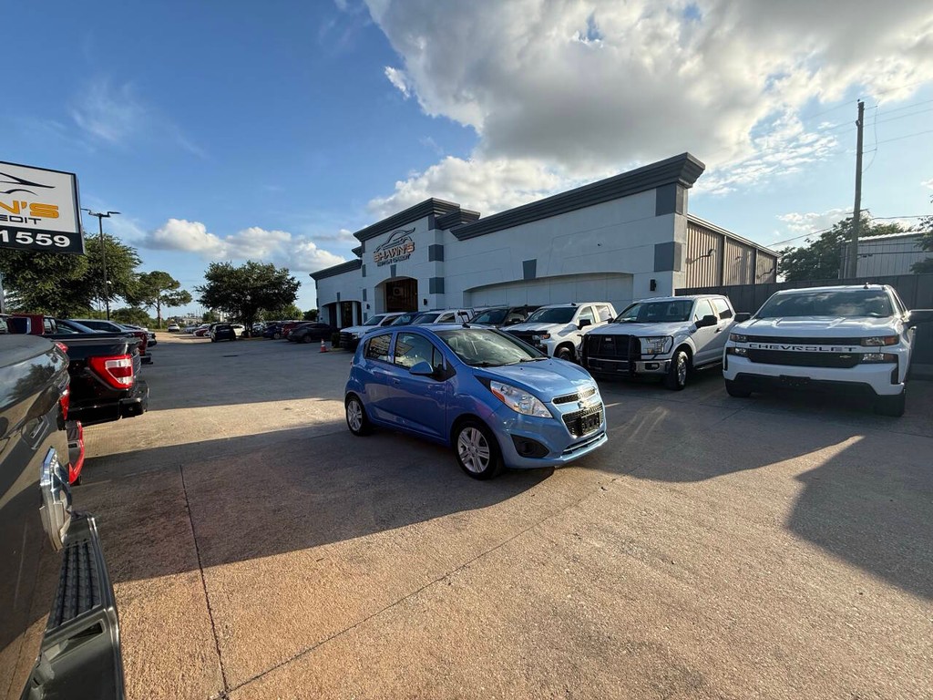 Chevrolet Spark Vehicle Full-screen Gallery Image 42
