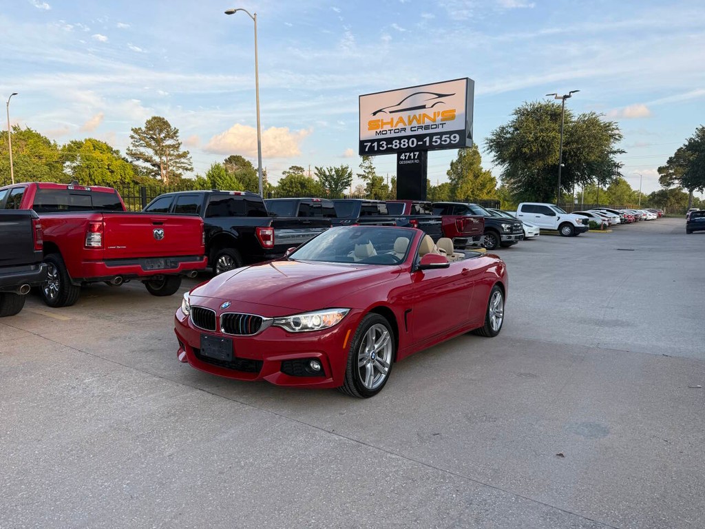 BMW 4 Series Vehicle Full-screen Gallery Image 04