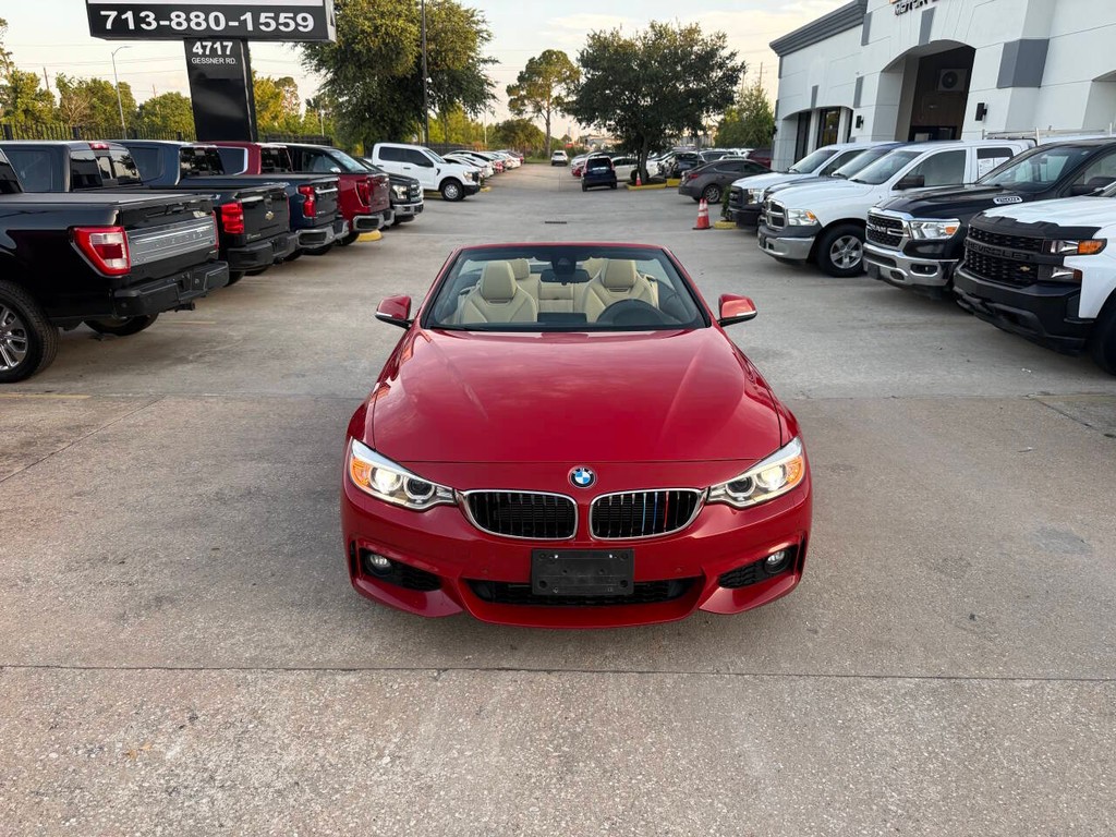 BMW 4 Series Vehicle Full-screen Gallery Image 41