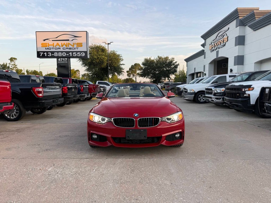 BMW 4 Series Vehicle Full-screen Gallery Image 42