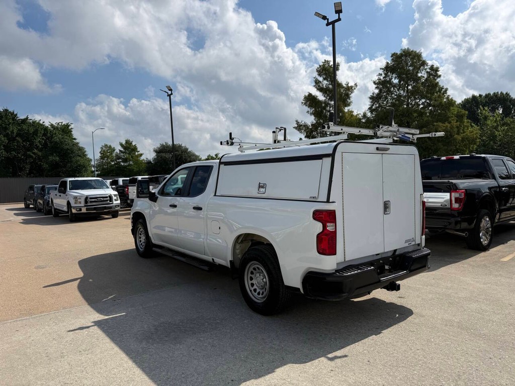 Chevrolet Silverado 1500 Vehicle Full-screen Gallery Image 04