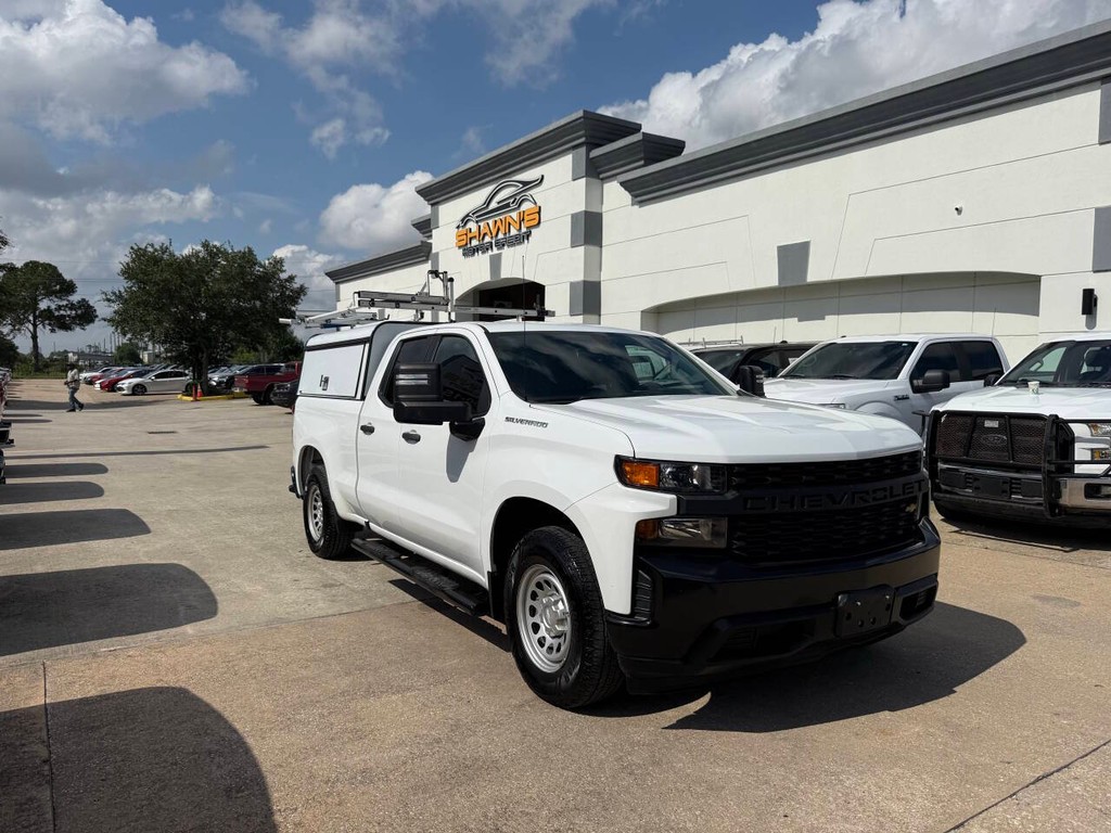 Chevrolet Silverado 1500 Vehicle Full-screen Gallery Image 40